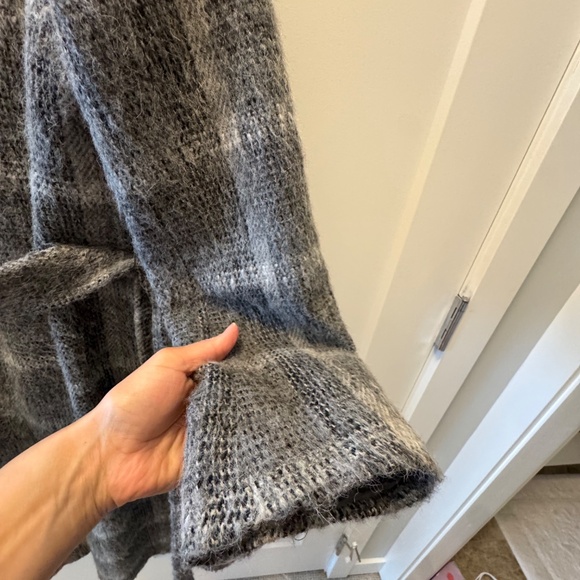 Aritzia Babaton Jacoby Coat - Picture 3 of 5